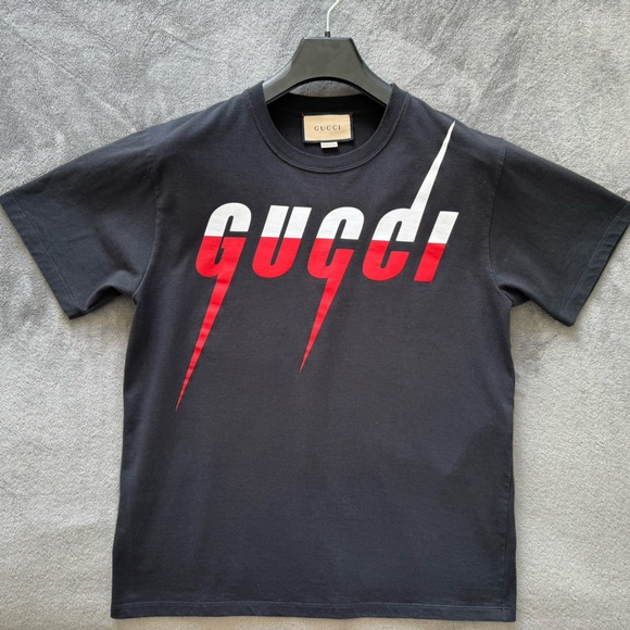 Gucci Logo T-Shirt in Black - Men Size S - Oversized Fit - Picture 1 of 4